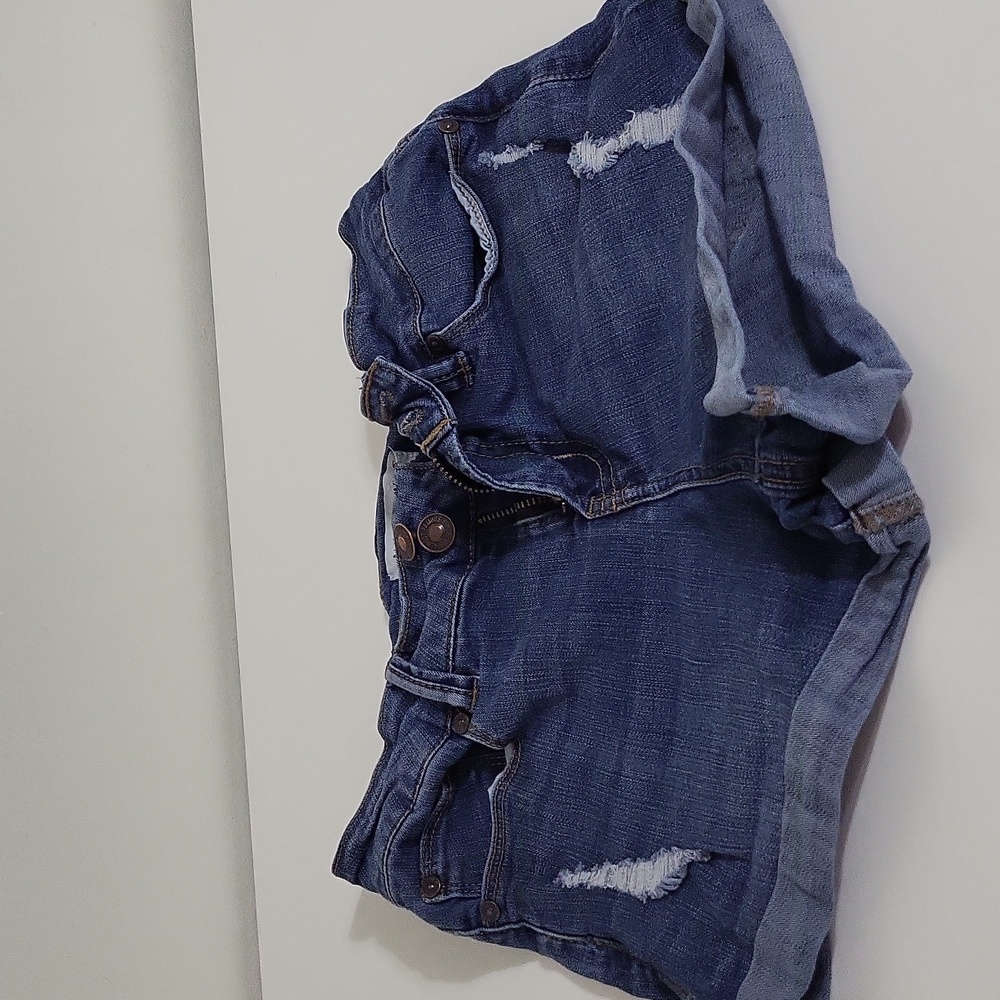 Almost famous shorts